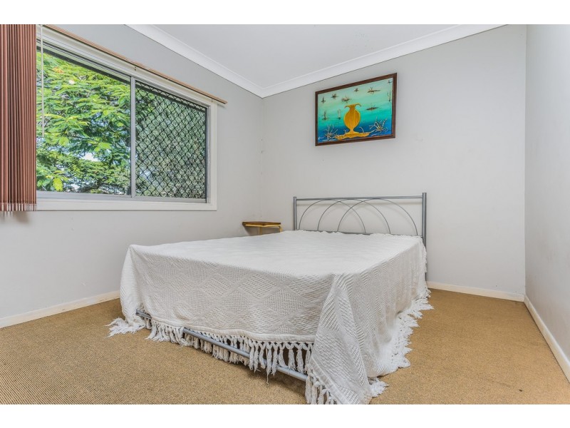 24 Centaur St, Redcliffe QLD 4020