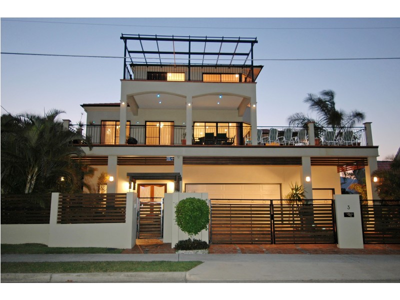 3 Webb St, Margate QLD 4019