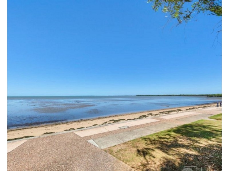 47 Esplanade, Deception Bay QLD 4508