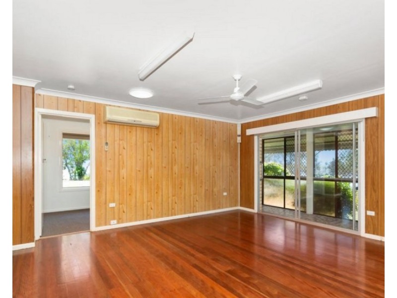 47 Esplanade, Deception Bay QLD 4508