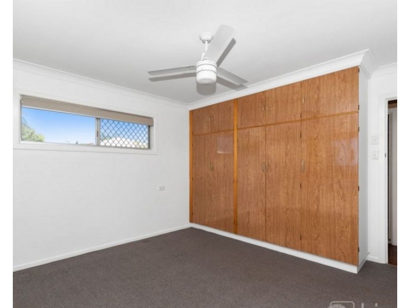47 Esplanade, Deception Bay QLD 4508