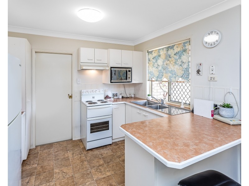 29/2 WATTLE RD, Rothwell QLD 4022