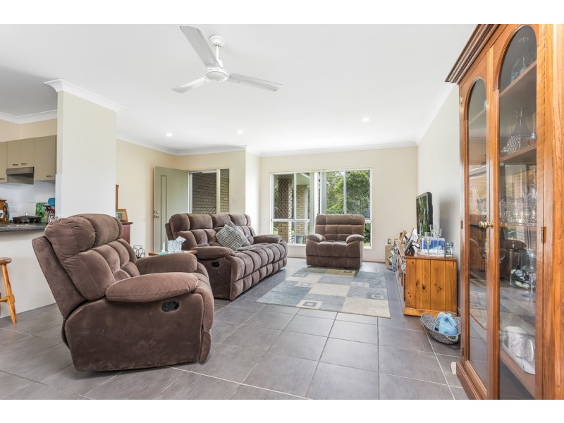 4 COWPER COURT, Rothwell QLD 4022