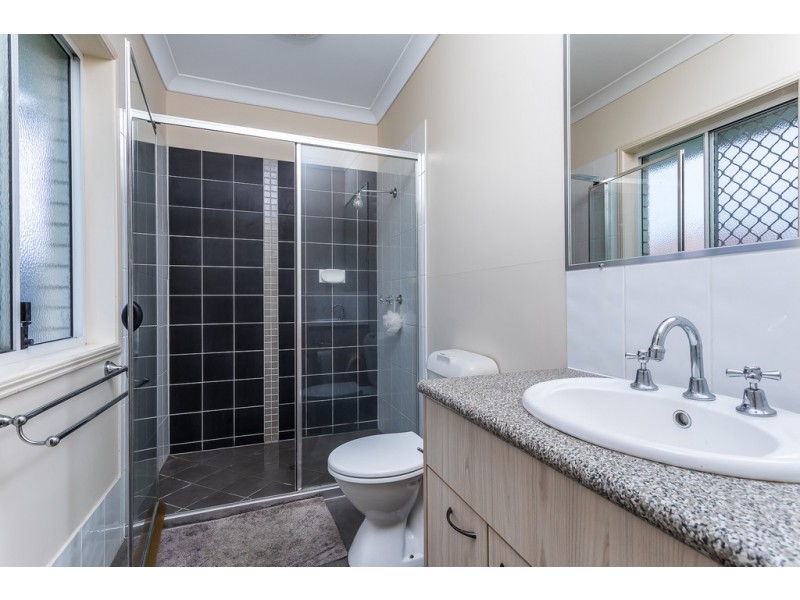 4 COWPER COURT, Rothwell QLD 4022