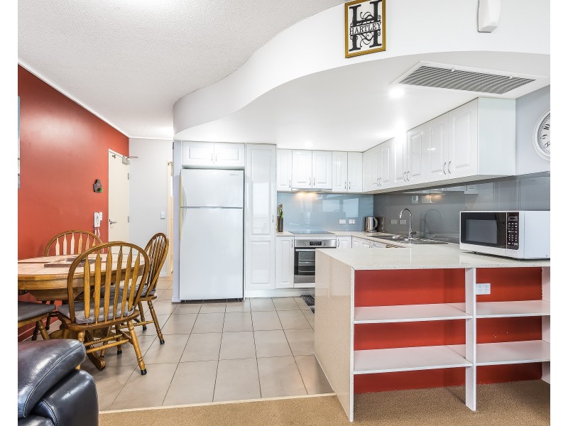 10/2 Louis Street, Redcliffe QLD 4020