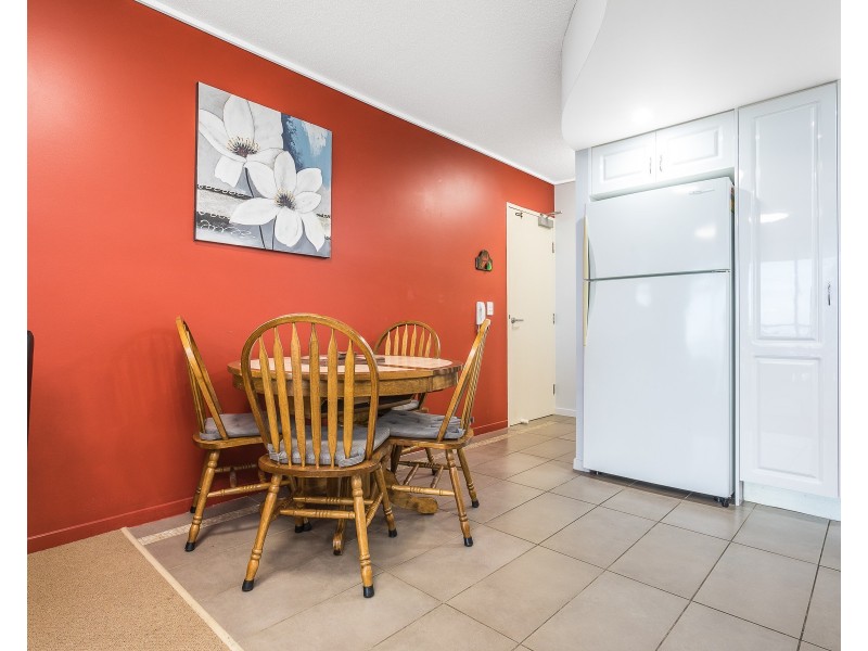10/2 Louis Street, Redcliffe QLD 4020