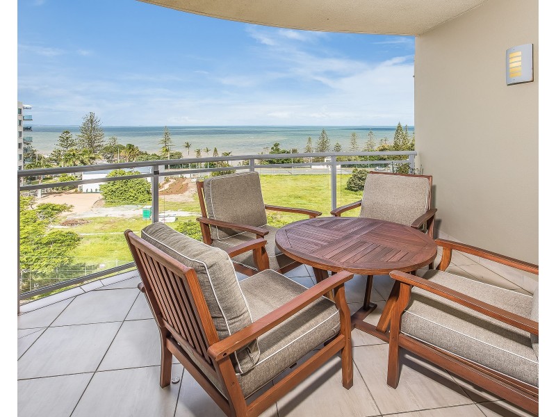 10/2 Louis Street, Redcliffe QLD 4020
