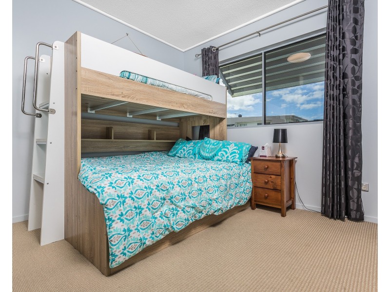 10/2 Louis Street, Redcliffe QLD 4020