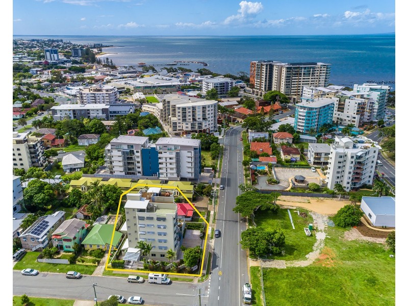 10/2 Louis Street, Redcliffe QLD 4020
