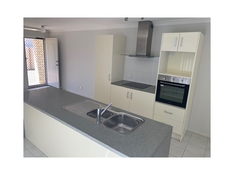 4/31 McAneny Street, Redcliffe QLD 4020