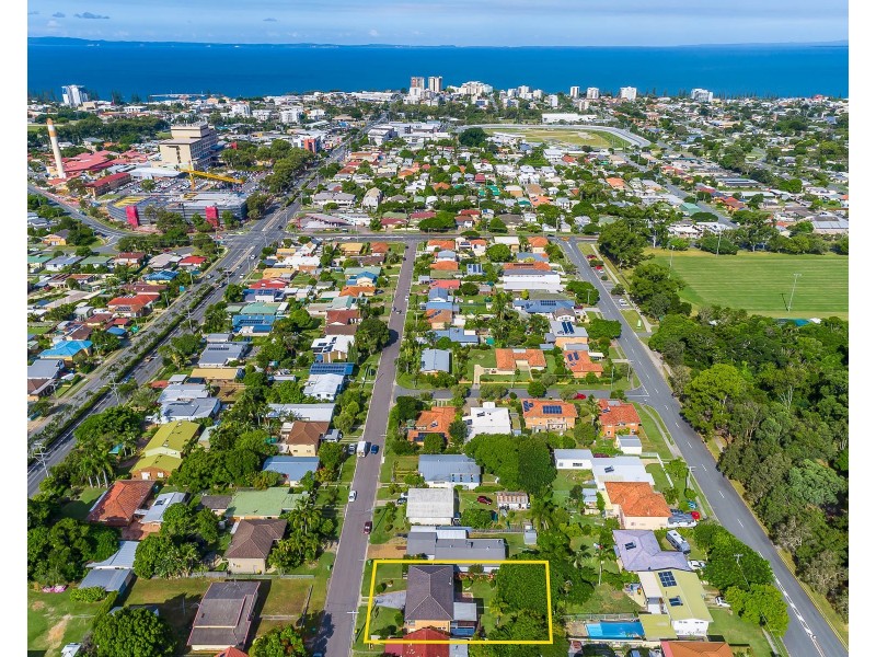 27 Hibiscus Avenue, Redcliffe QLD 4020