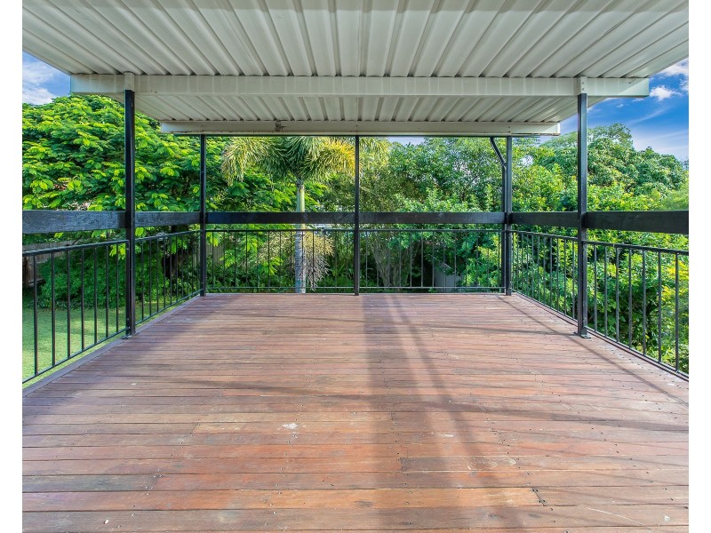 27 Hibiscus Avenue, Redcliffe QLD 4020