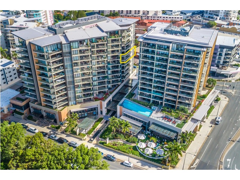 709/99 Marine Parade, Redcliffe QLD 4020