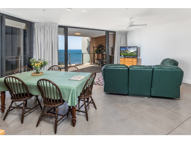 709/99 Marine Parade, Redcliffe QLD 4020