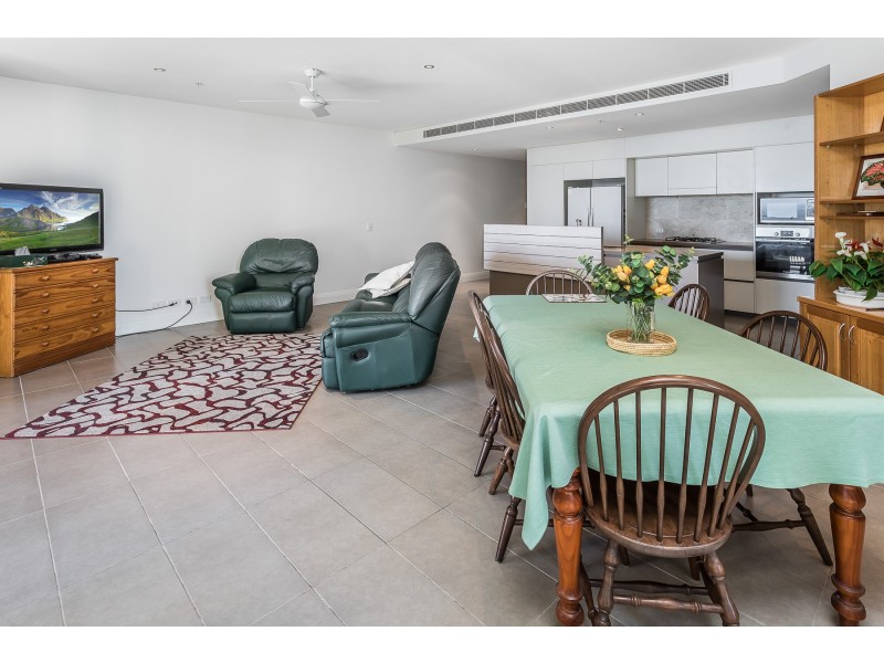 709/99 Marine Parade, Redcliffe QLD 4020