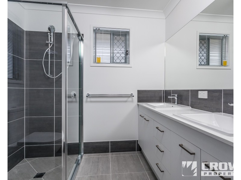 11 Whitsunday Street, Newport QLD 4020