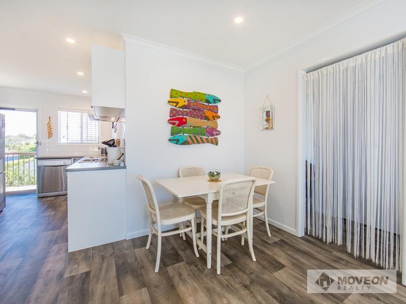 6/8 ELLEN ST, Woody Point QLD 4019