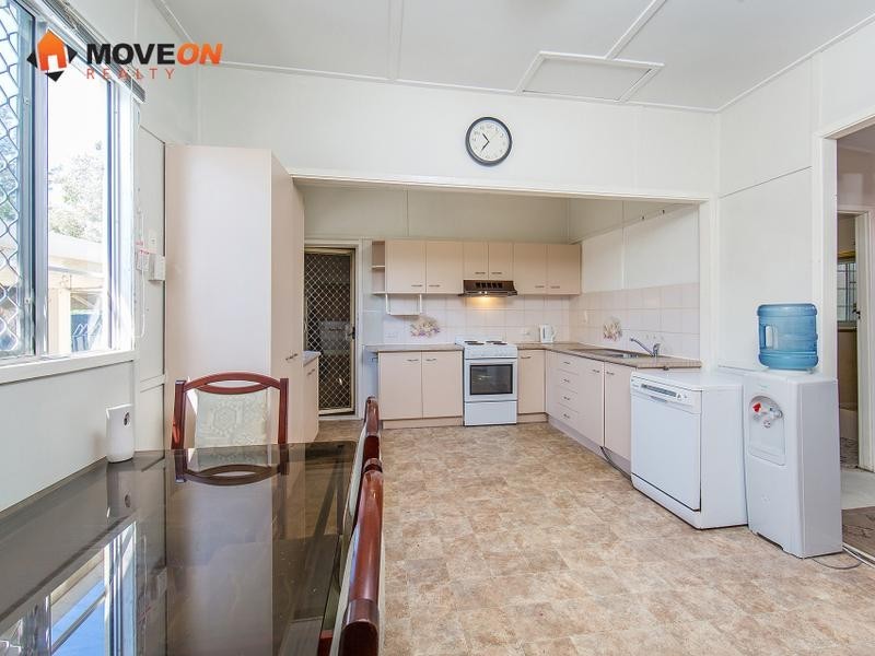 55 SYDNEY ST, Redcliffe QLD 4020