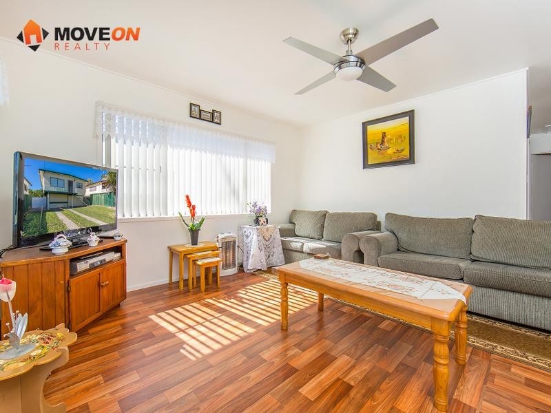 18 GERTRUDE ST, Redcliffe QLD 4020