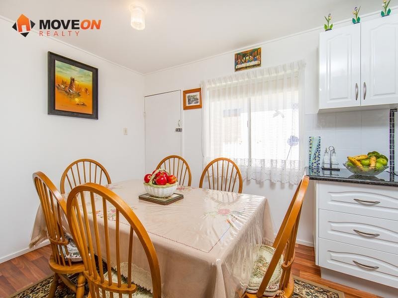 18 GERTRUDE ST, Redcliffe QLD 4020