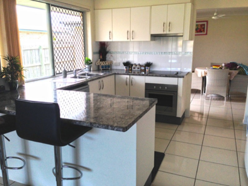 17 Cashmere Street, Rothwell QLD 4022