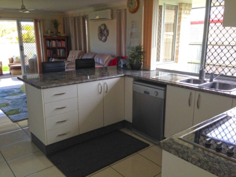 17 Cashmere Street, Rothwell QLD 4022