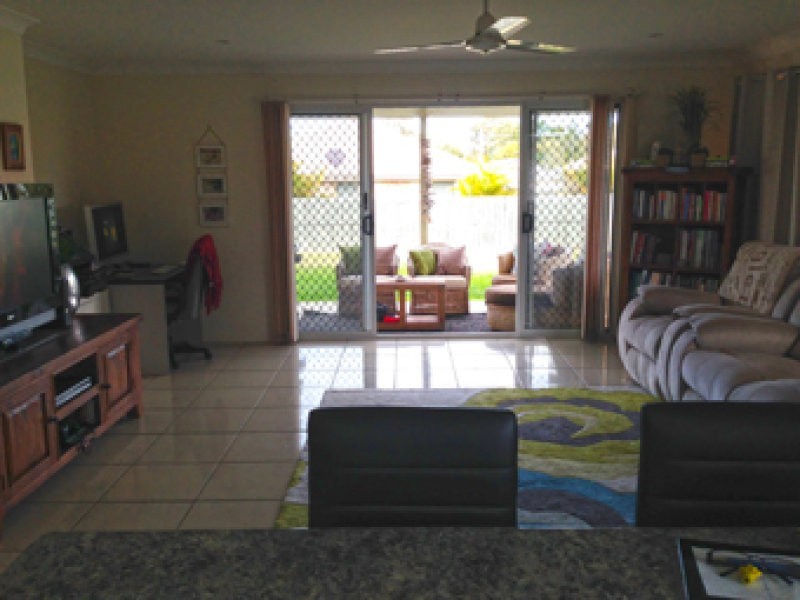 17 Cashmere Street, Rothwell QLD 4022