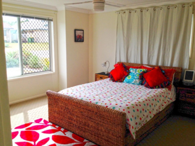 17 Cashmere Street, Rothwell QLD 4022