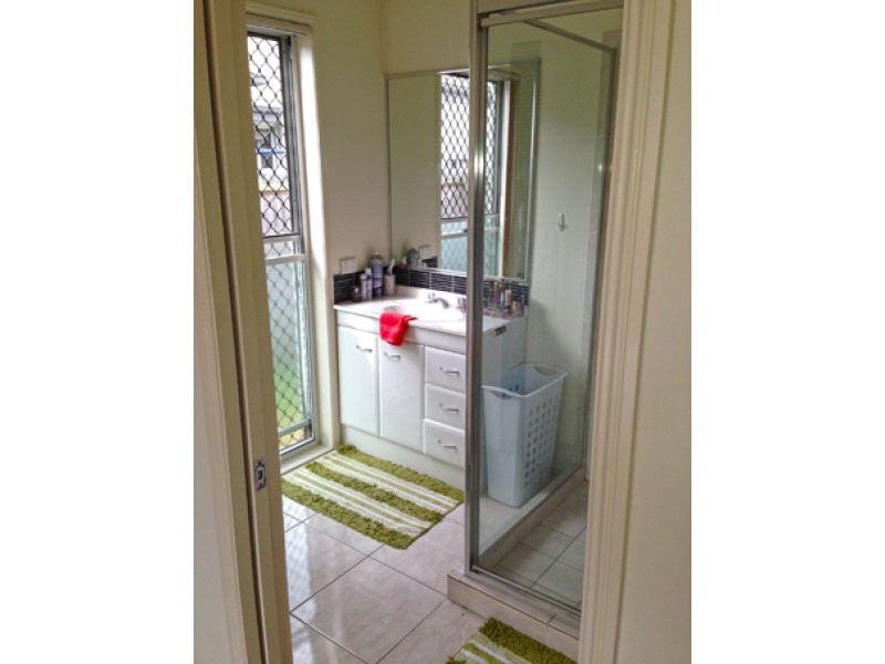 17 Cashmere Street, Rothwell QLD 4022