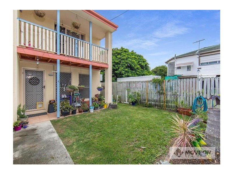 4/7 BAILEY ST, Woody Point QLD 4019