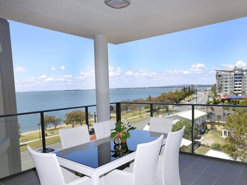 33/80 Hornibrook Esplanade, Clontarf QLD 4019