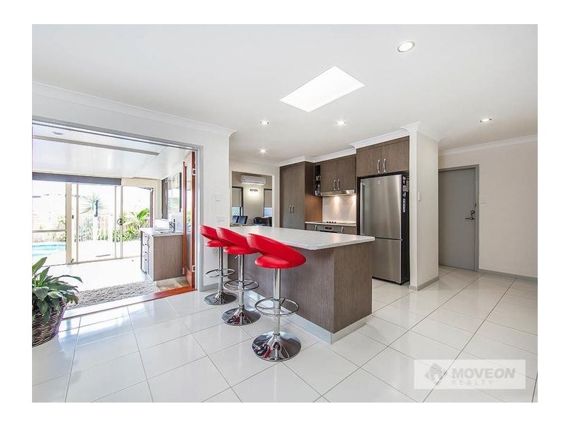 6 MAYFAIR ST, Kippa-ring QLD 4021