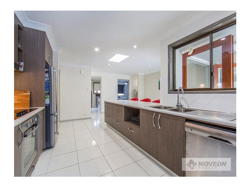 6 MAYFAIR ST, Kippa-ring QLD 4021