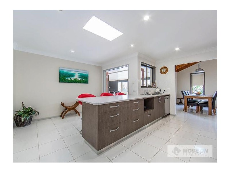 6 MAYFAIR ST, Kippa-ring QLD 4021