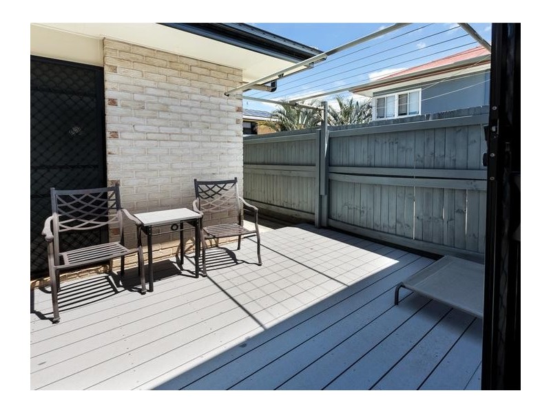 45 COLLINS STREET, Woody Point QLD 4019