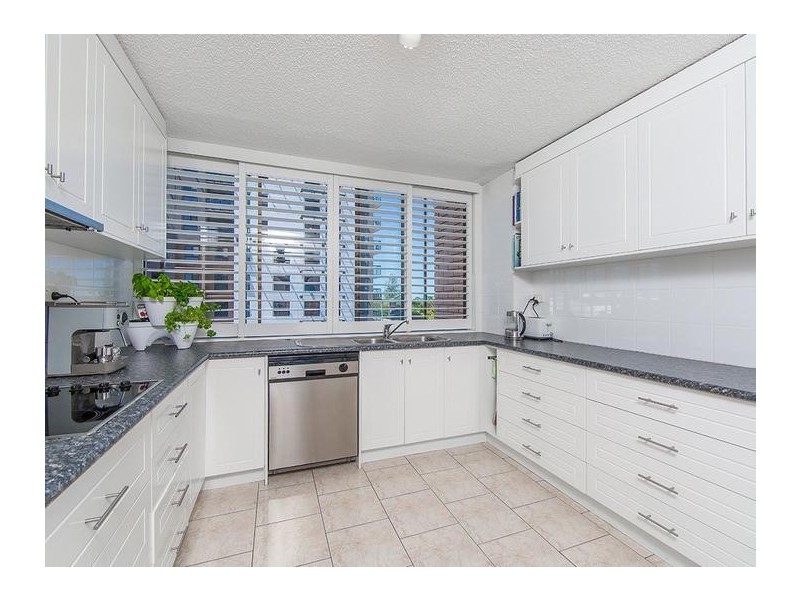 6/51 MARINE PDE, Redcliffe QLD 4020