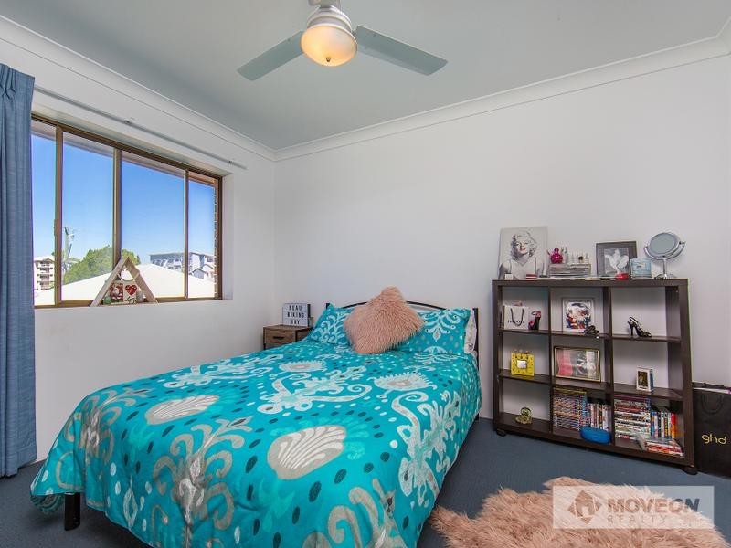 6/31 HUMPYBONG ESP, Redcliffe QLD 4020