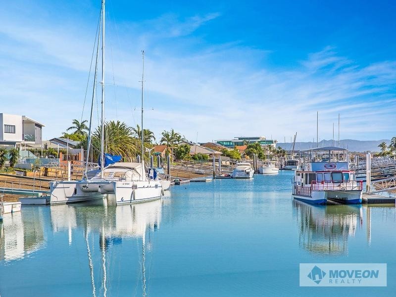 18 AUSTRALIA COURT, Newport QLD 4020