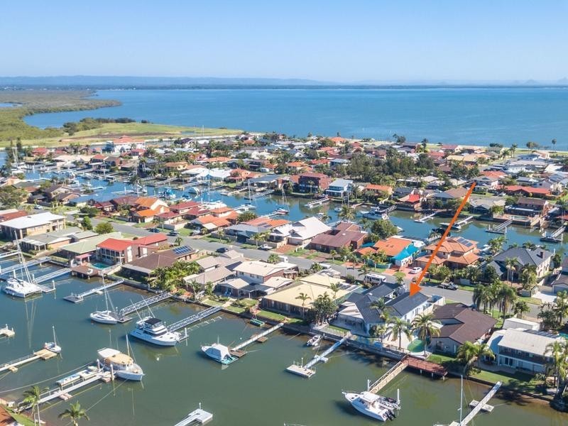 18 AUSTRALIA COURT, Newport QLD 4020