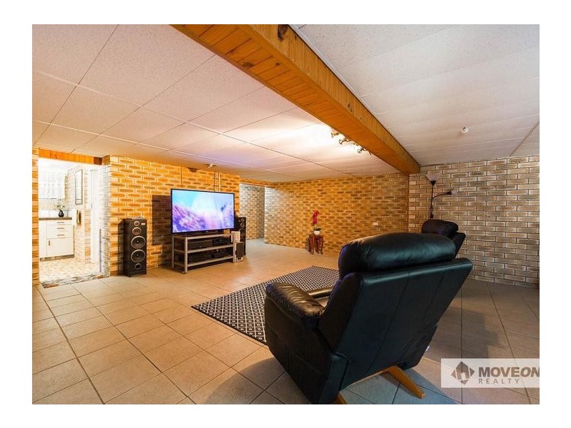 16 PAYNE ST, Clontarf QLD 4019