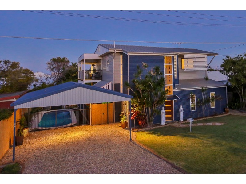 10 Alexander Street, Scarborough QLD 4020