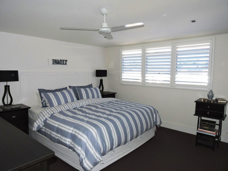 94 Kate Street, Woody Point QLD 4019