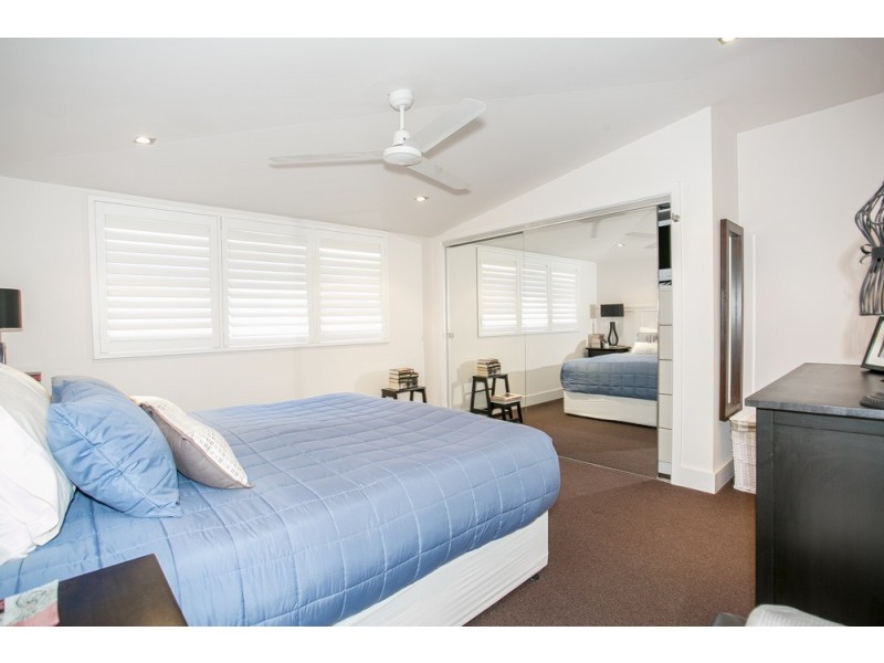 94 Kate Street, Woody Point QLD 4019
