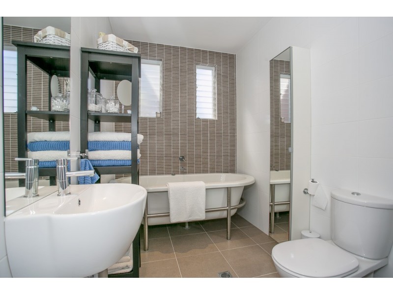 94 Kate Street, Woody Point QLD 4019