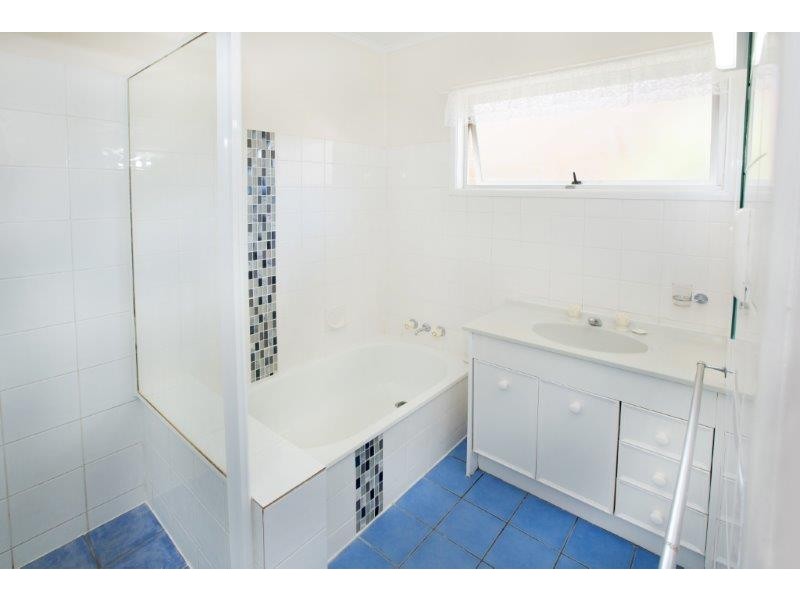 7 Hardiman Street, Woody Point QLD 4019