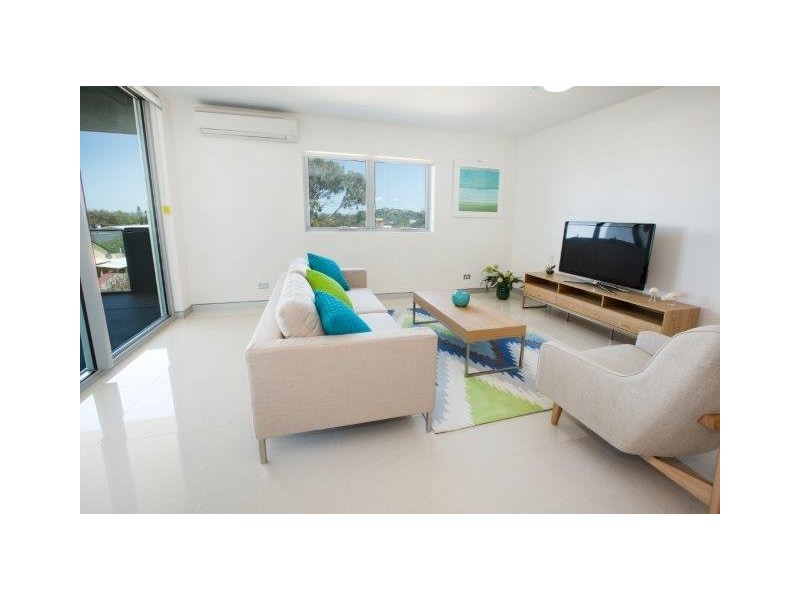 12/80 Hornibrook esplanade, Clontarf QLD 4019