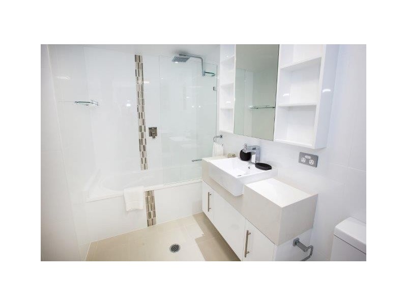 12/80 Hornibrook esplanade, Clontarf QLD 4019