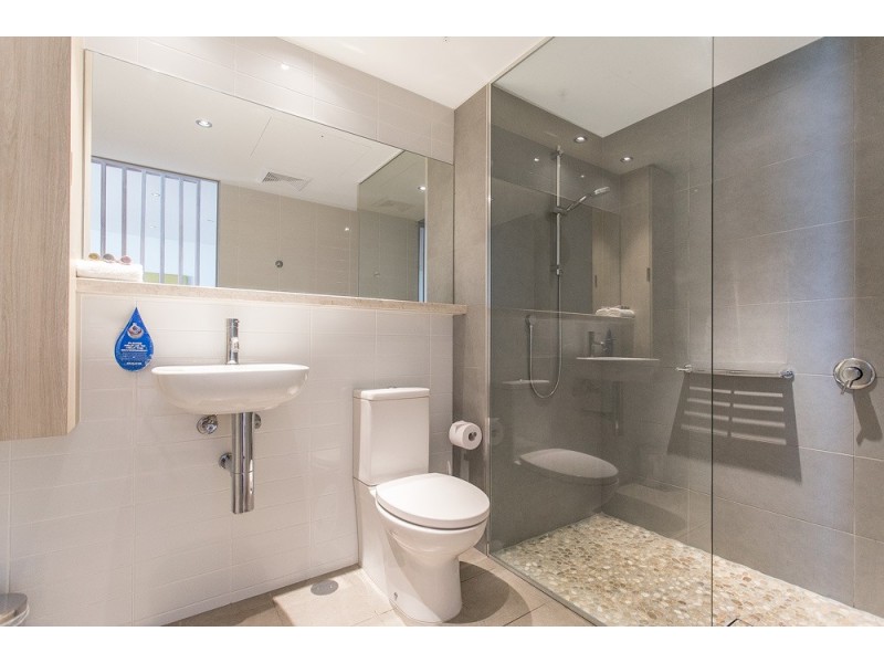 602/101 Marine Parade, Redcliffe QLD 4020