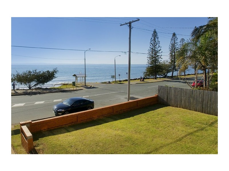 67 Flinders Parade, Scarborough QLD 4020