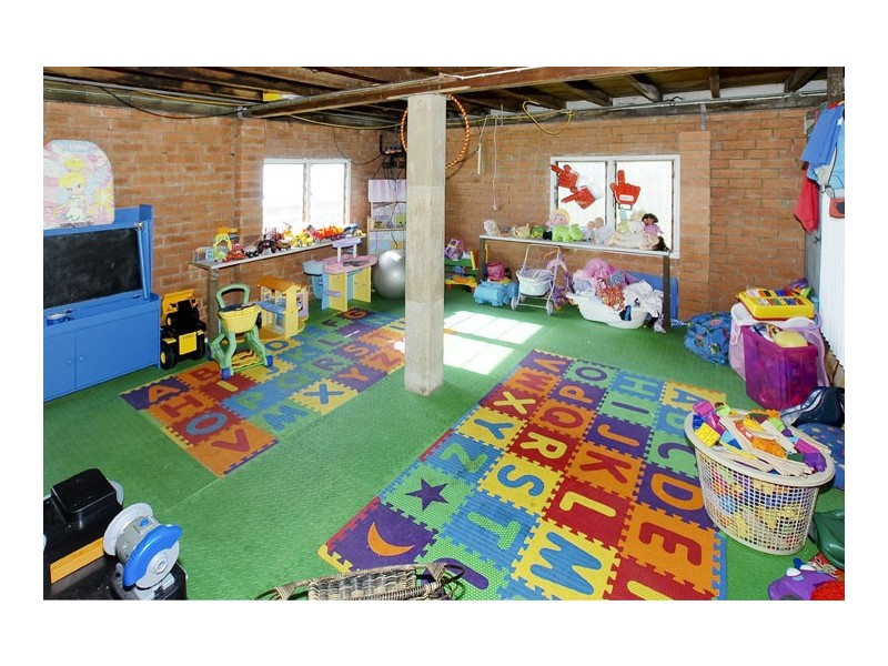 67 Flinders Parade, Scarborough QLD 4020